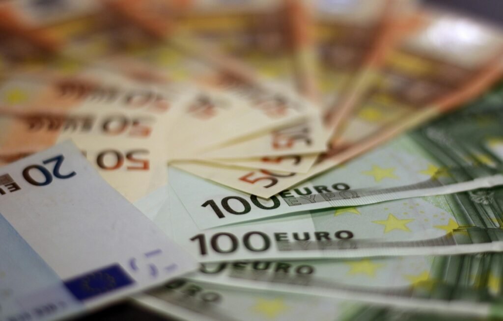 euros currency